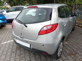 Mazda 2 - 2010