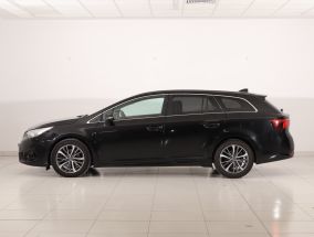 Toyota Avensis - 2016