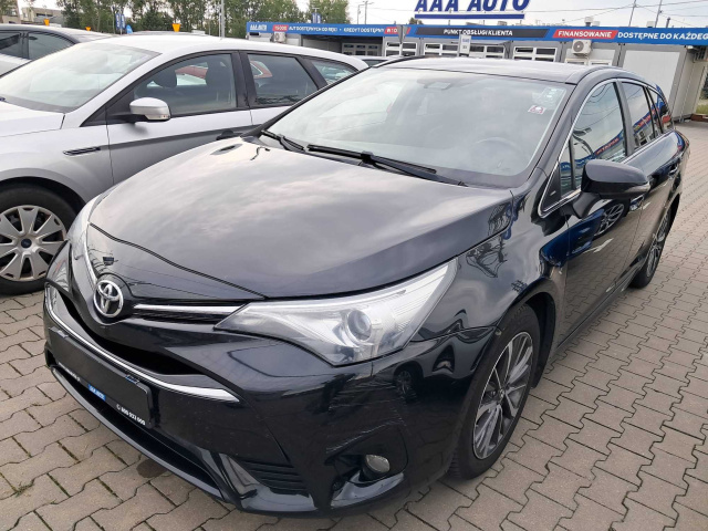 Toyota Avensis 2016