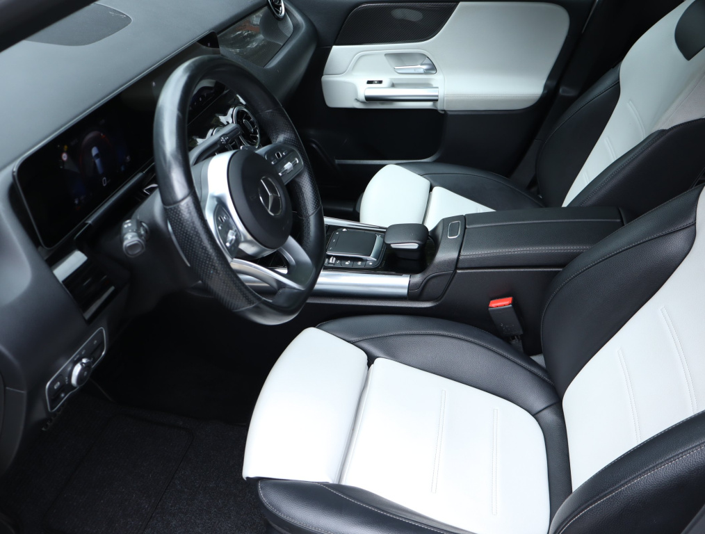Mercedes-Benz B