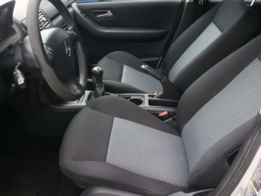 Mercedes-Benz A