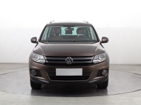 Volkswagen Tiguan - 2012