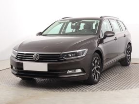 Volkswagen Passat - 2015