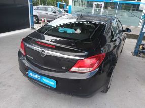Opel Insignia - 2009
