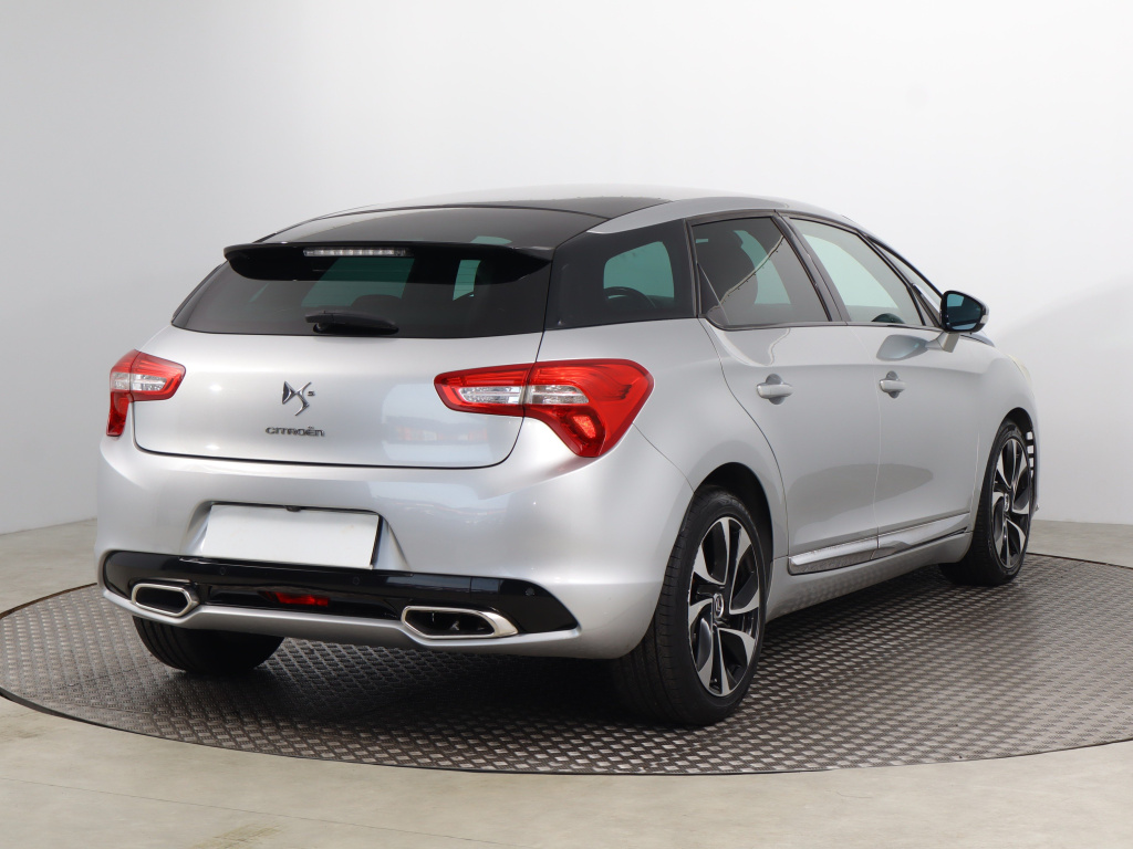 Citroen DS5