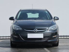 Opel Astra - 2013