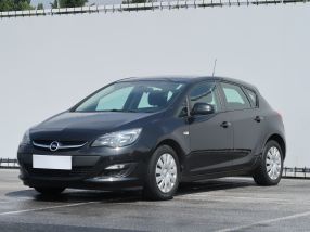 Opel Astra - 2013