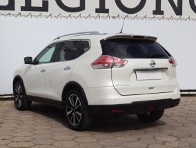 Nissan X-Trail - 2016