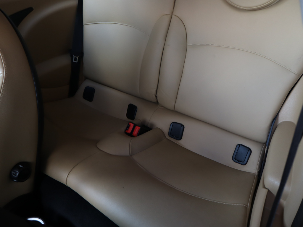 MINI 3-door