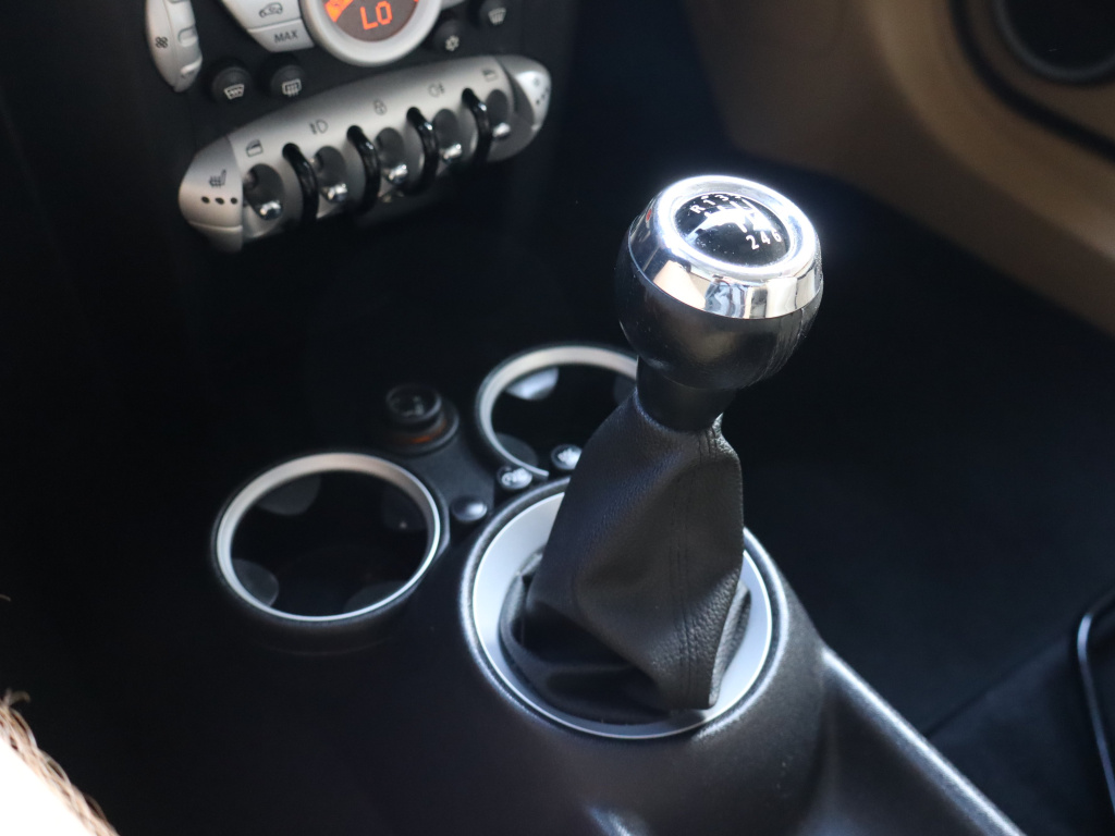 MINI 3-door