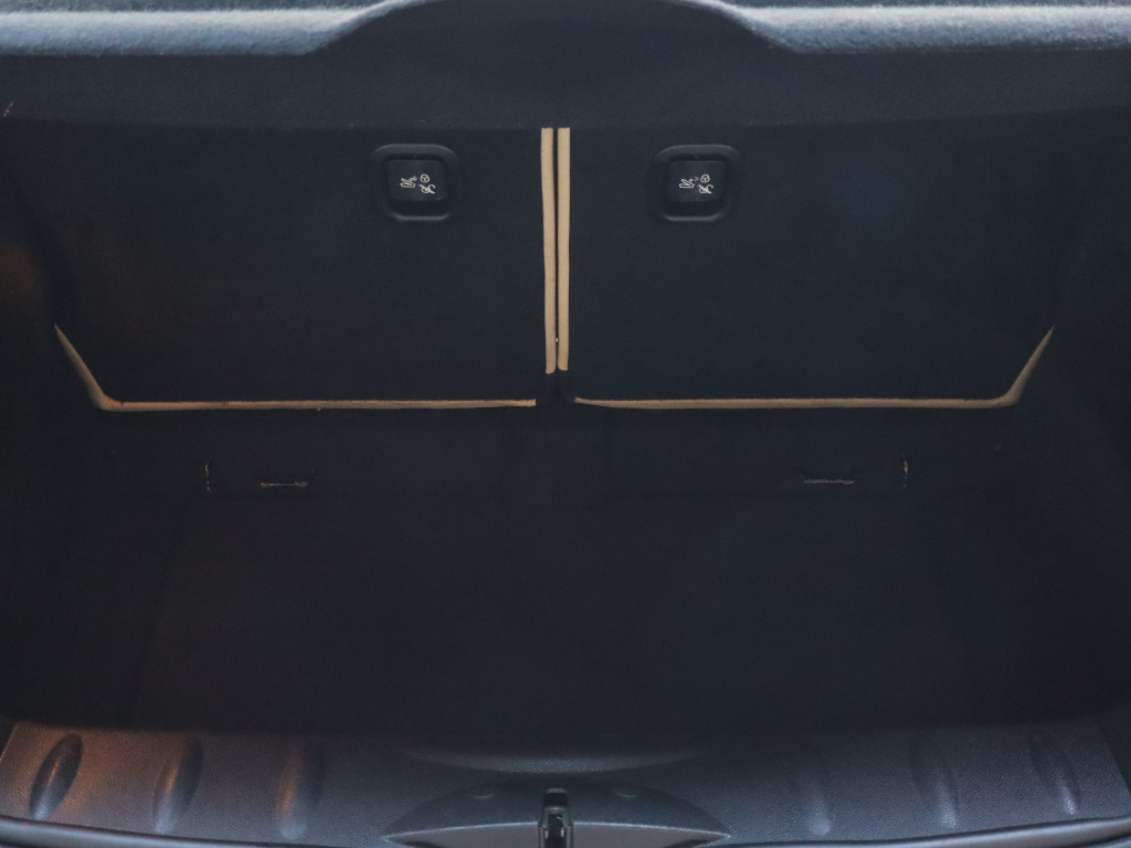 MINI 3-door