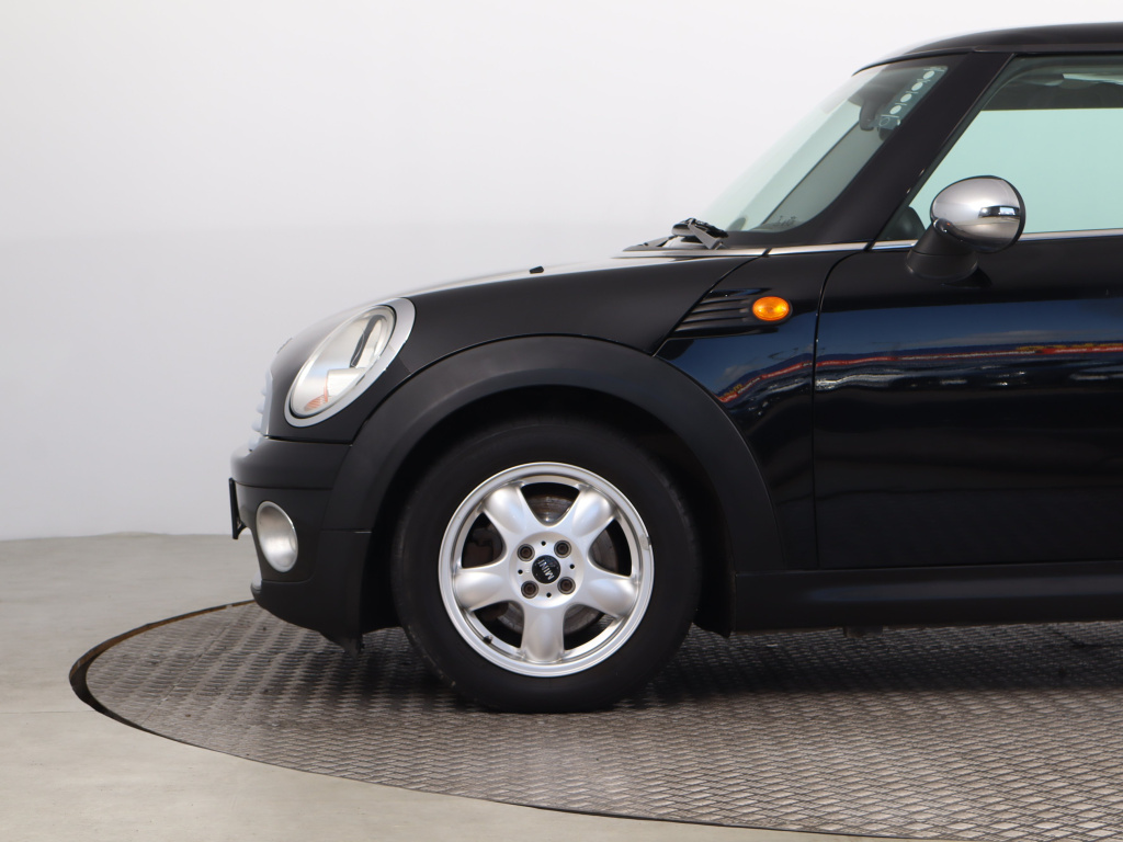 MINI 3-door