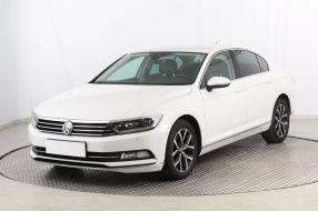 Volkswagen Passat - 2016