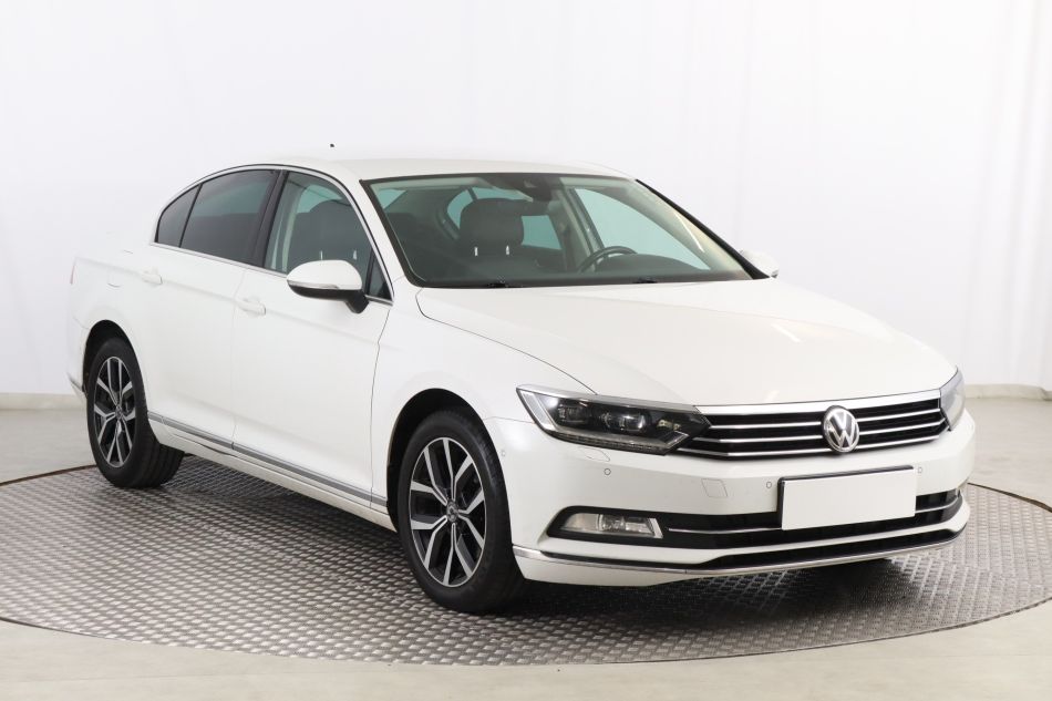 Volkswagen Passat - 2016