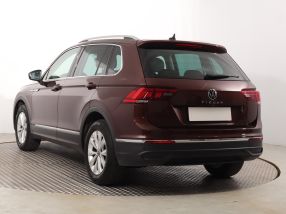 Volkswagen Tiguan - 2020