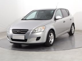 Kia Ceed - 2009