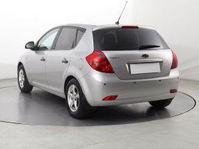 Kia Ceed - 2009