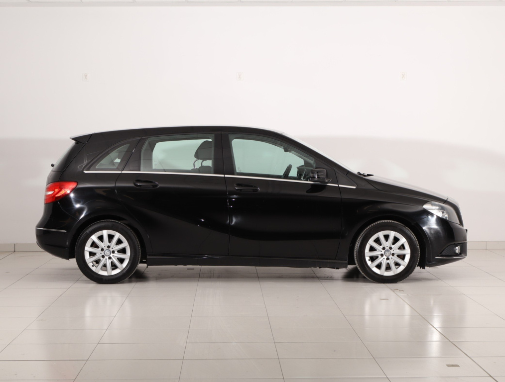 Mercedes-Benz B