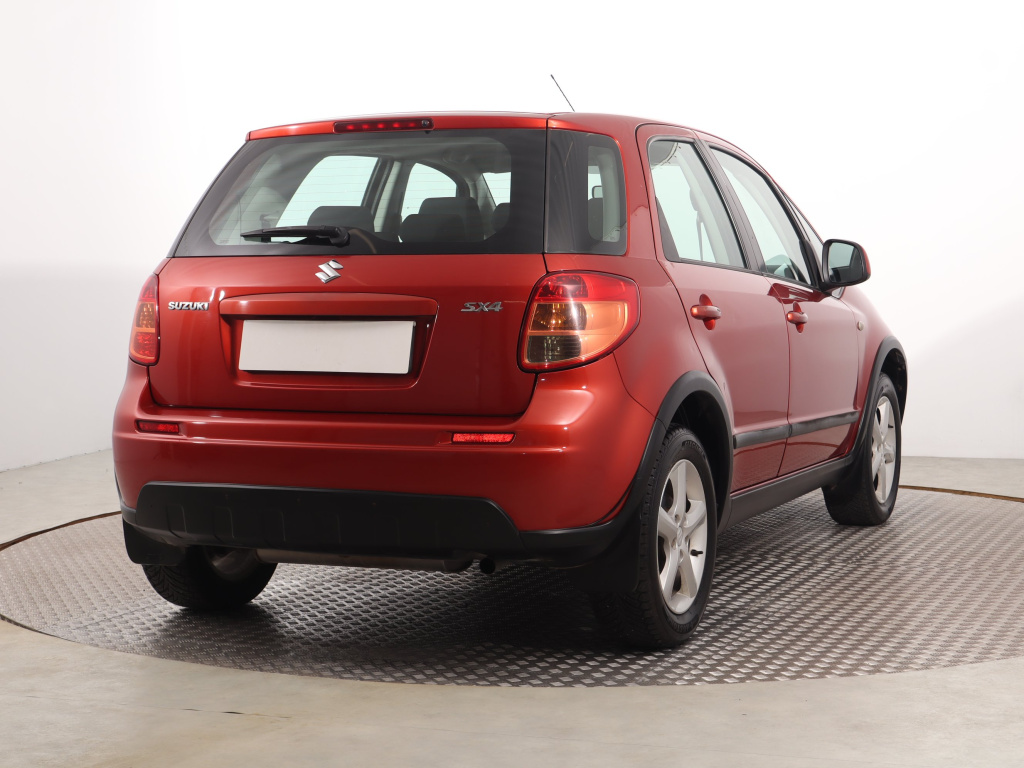 Suzuki SX4