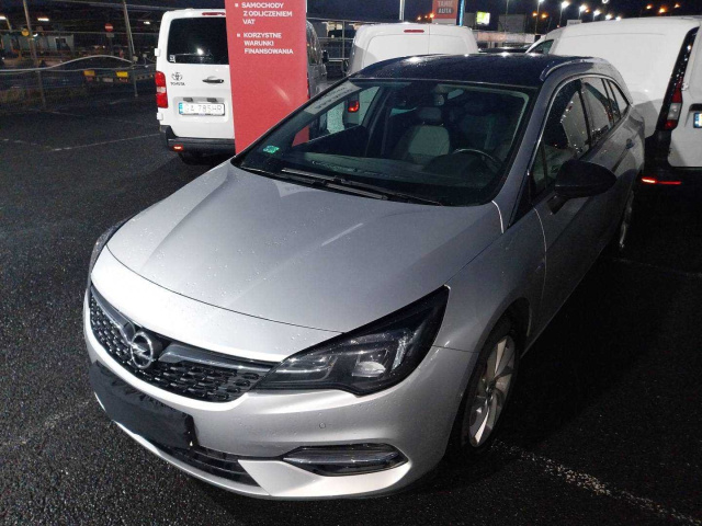 Opel Astra 2022