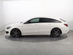 Mercedes-Benz CLA - 2016