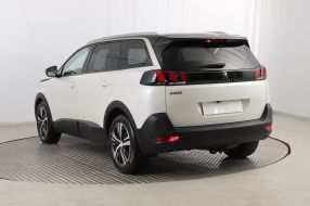 Peugeot 5008 - 2018