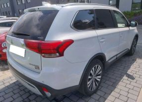 Mitsubishi Outlander - 2018