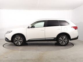 Mitsubishi Outlander - 2018