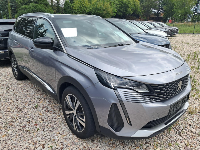 Peugeot 5008 2023