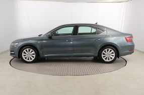 Skoda Superb - 2021