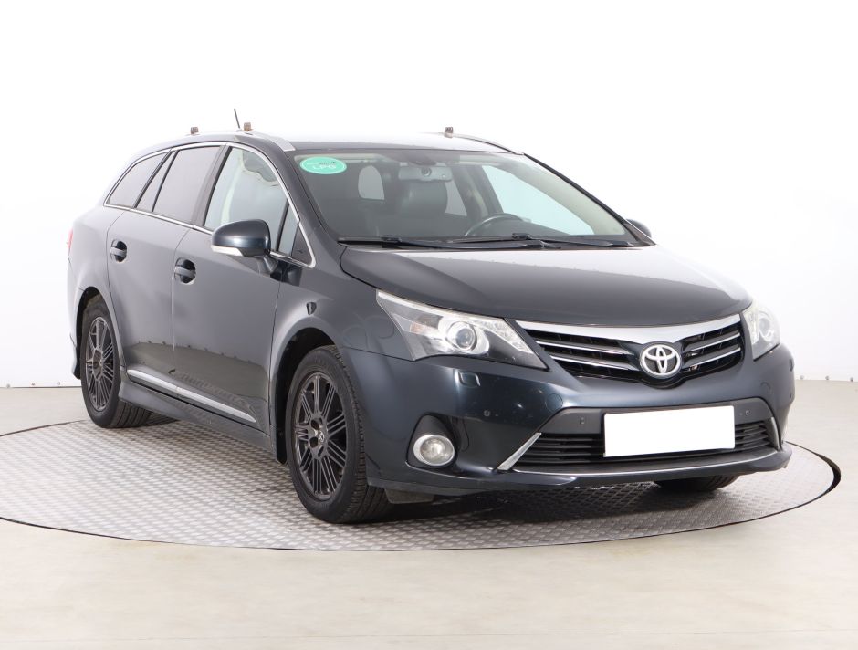 Toyota Avensis - 2013