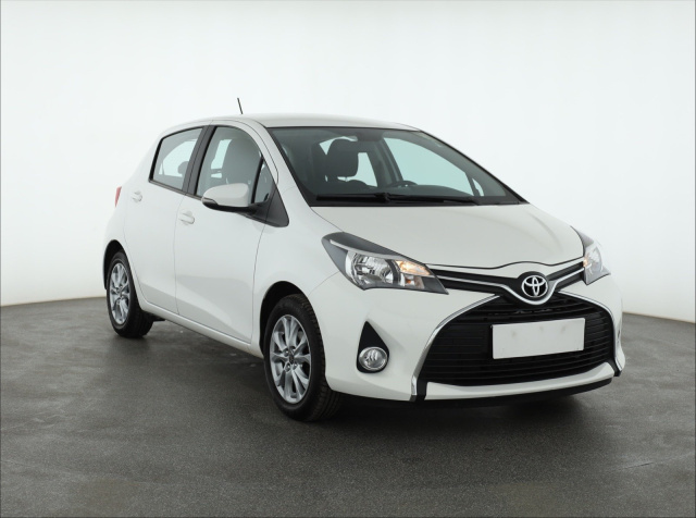 Toyota Yaris 2016
