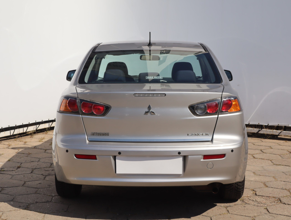 Mitsubishi Lancer