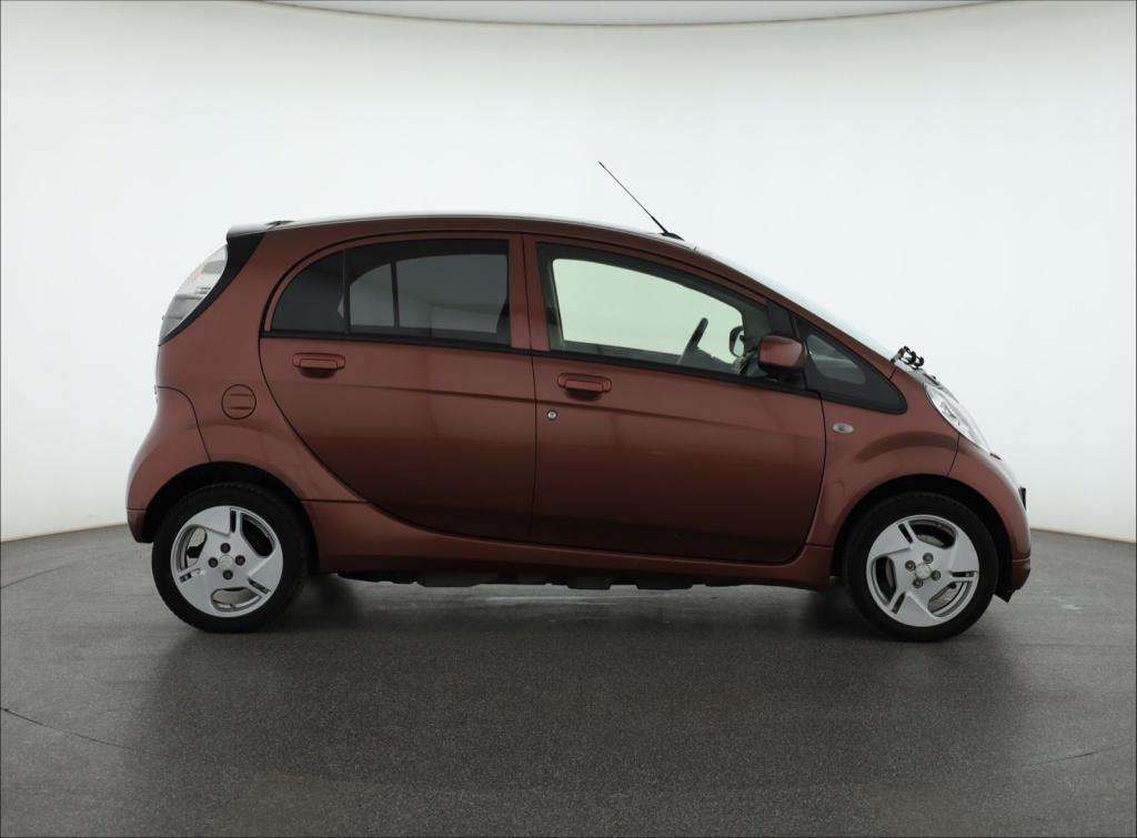 Mitsubishi i-MiEV