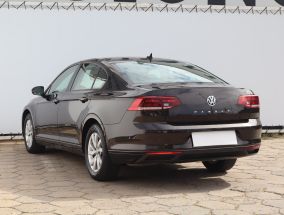 Volkswagen Passat - 2020