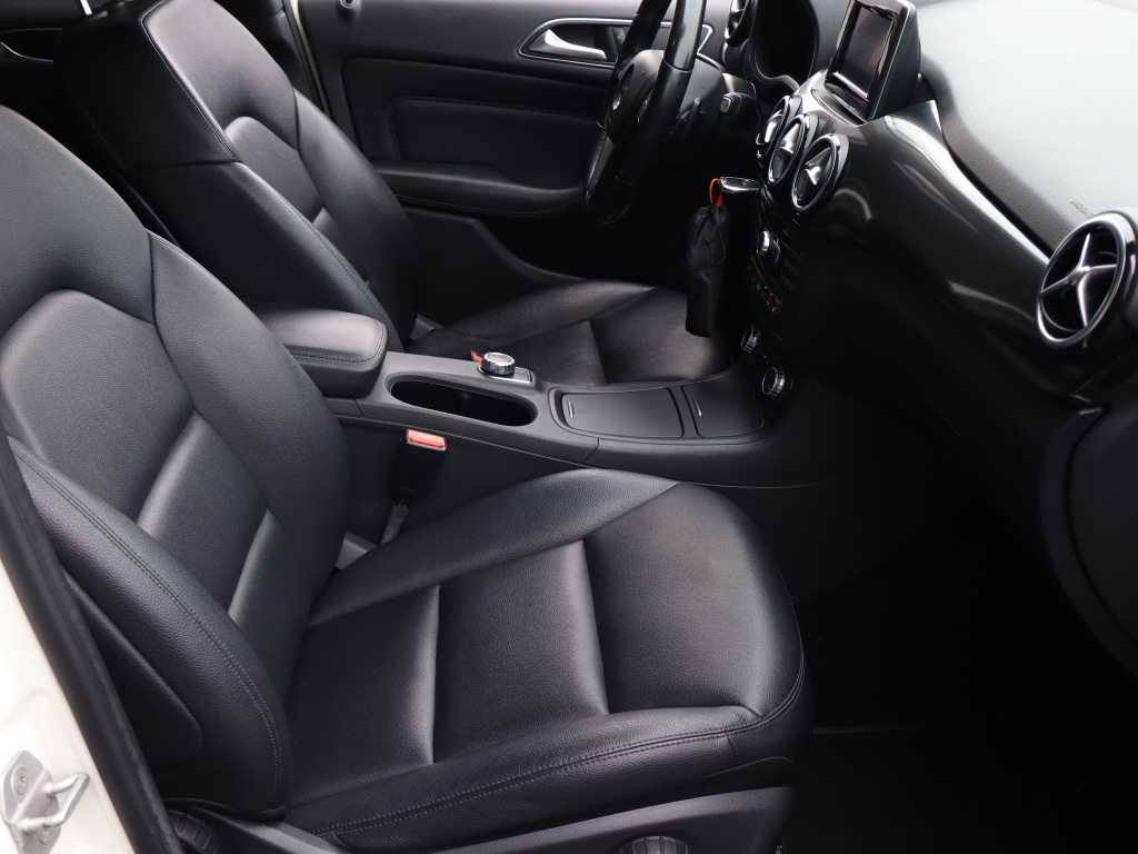Mercedes-Benz B