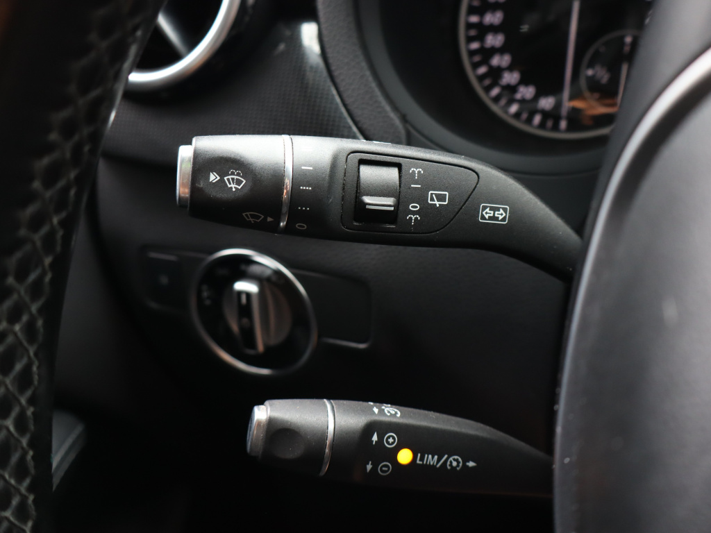 Mercedes-Benz B