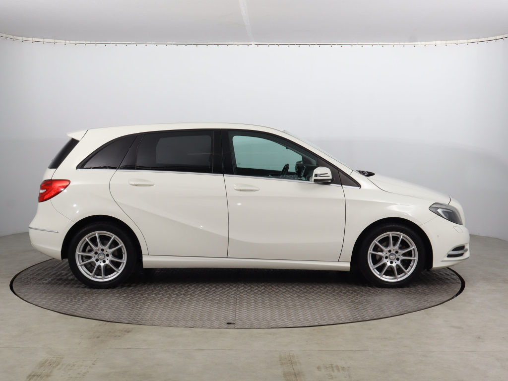 Mercedes-Benz B