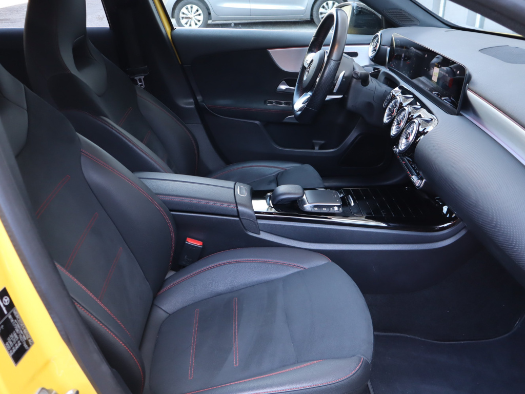Mercedes-Benz A