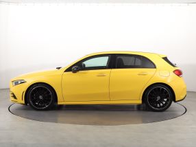 Mercedes-Benz A - 2022