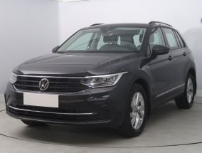 Volkswagen Tiguan - 2021