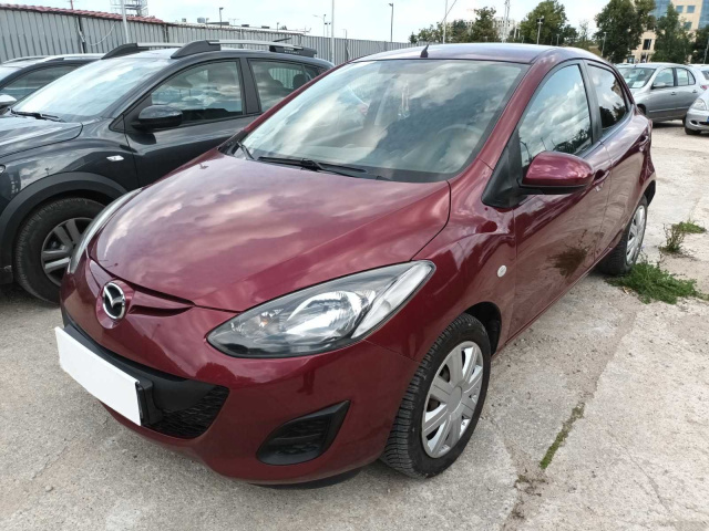 Mazda 2 2011