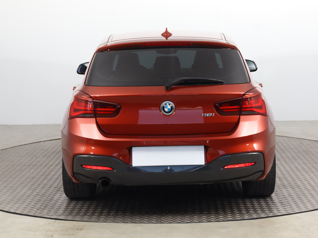 BMW 1