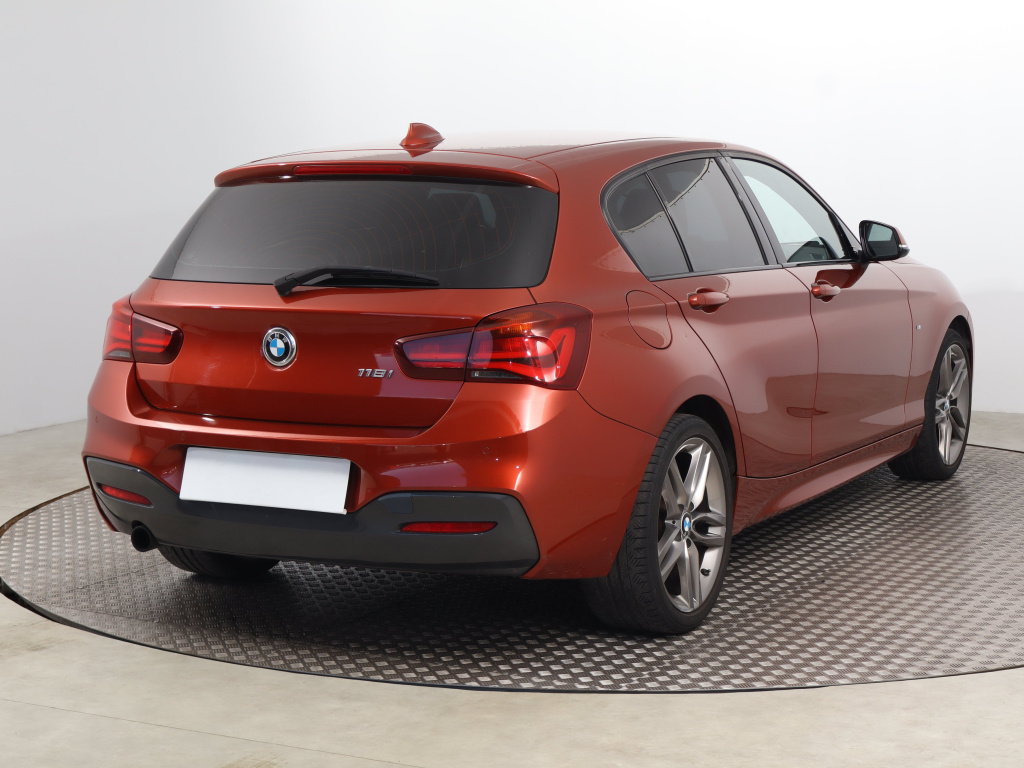 BMW 1