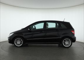 Mercedes-Benz B - 2011