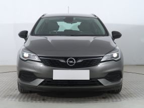 Opel Astra - 2021