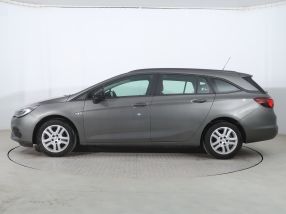 Opel Astra - 2021