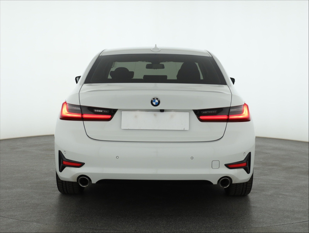 BMW 3