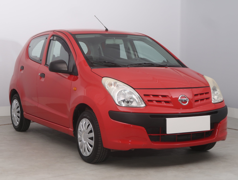 Nissan Pixo