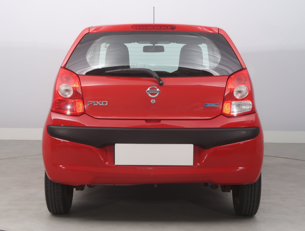 Nissan Pixo